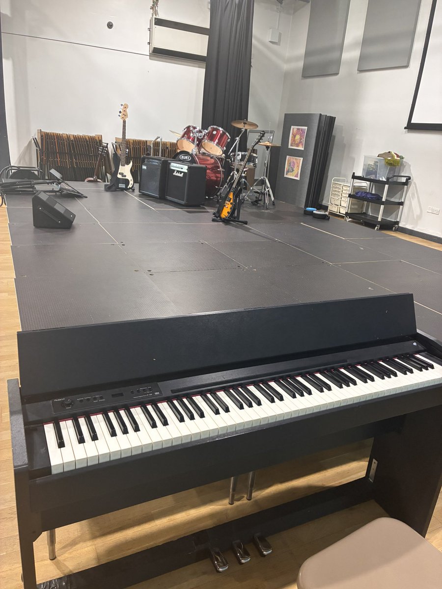 Dixons Kings Academy tweet media