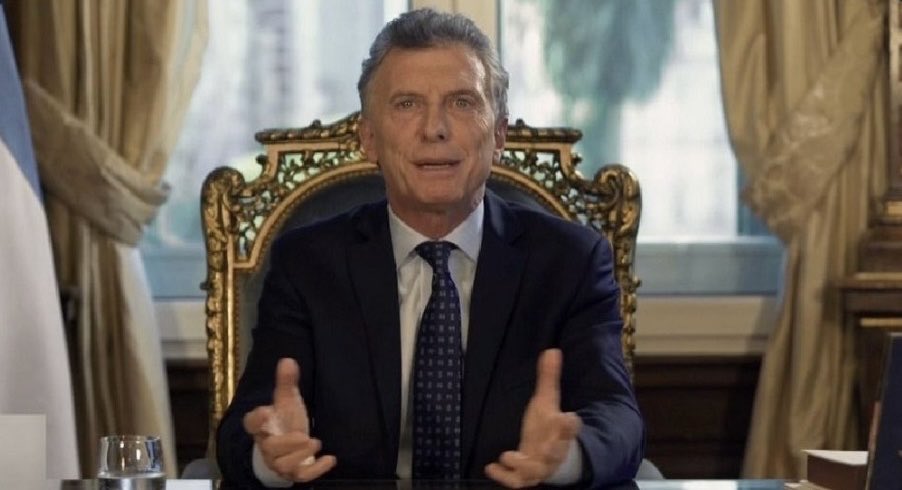 Pluribus hace  todo bien pero ustedes son muy negros