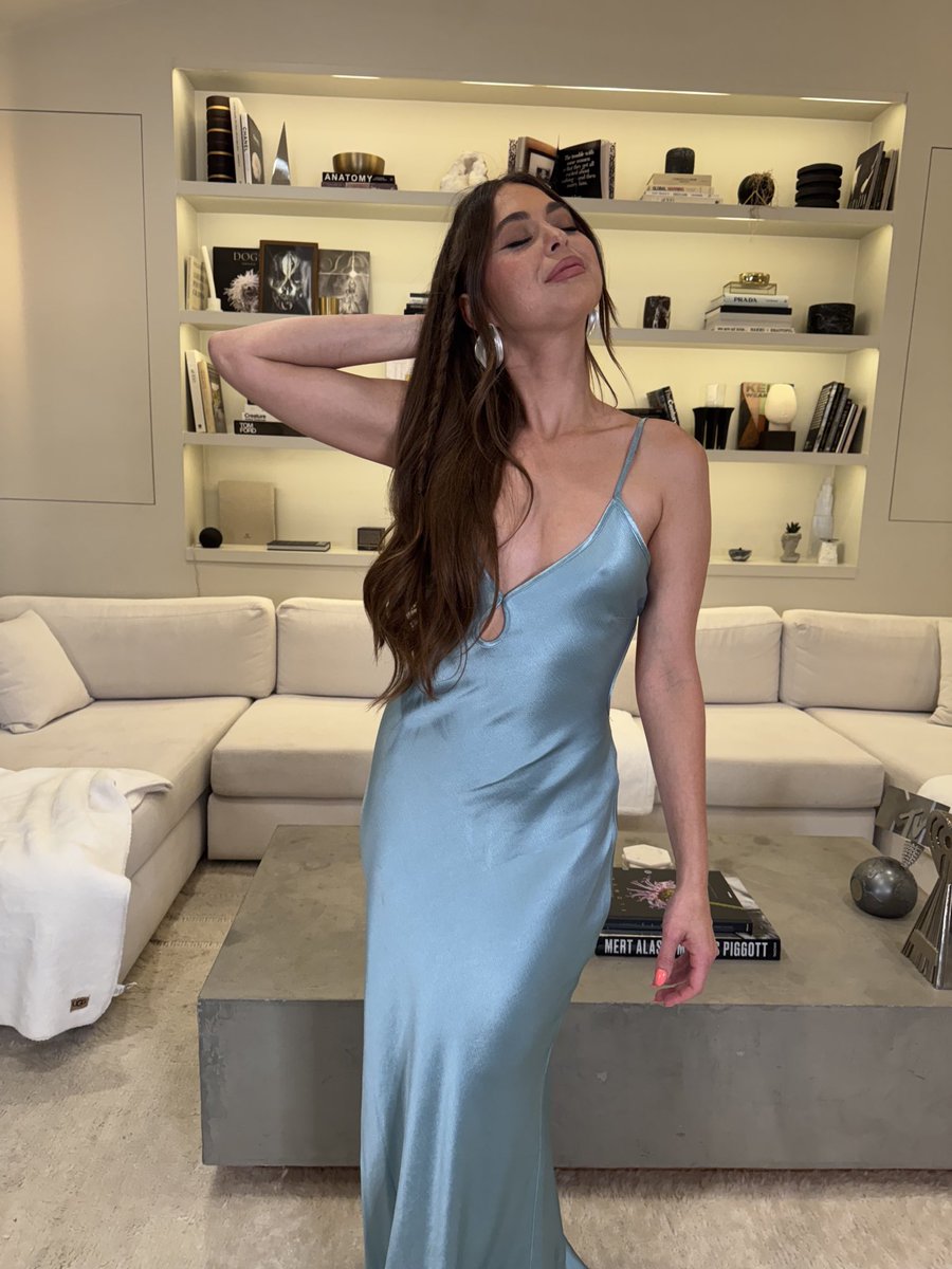 𝐑𝐢𝐥𝐞𝐲 tweet media