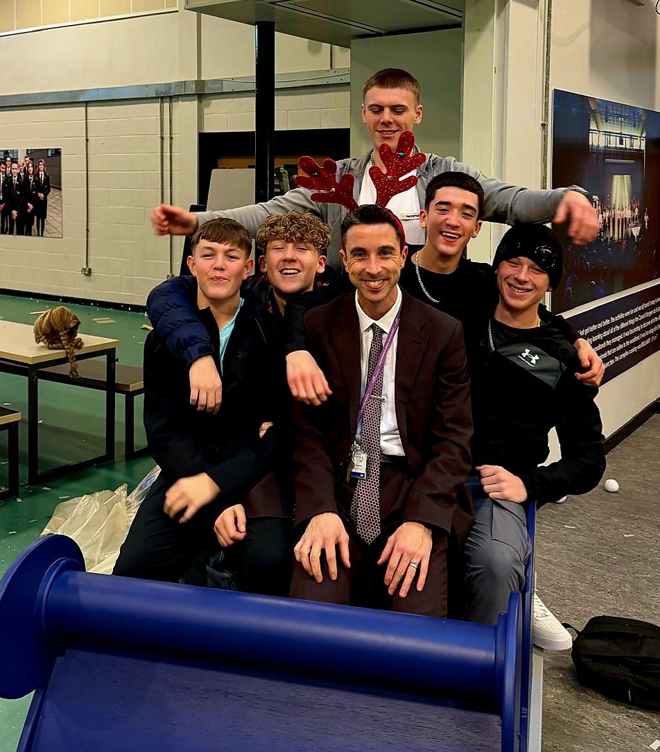 MrWMaths3's tweet photo. Deciding whether this photo sums up my career at the minute- teaching Y11, sorting out these lads and organising Christmas 😂. https://t.co/nxrKP6KW7s