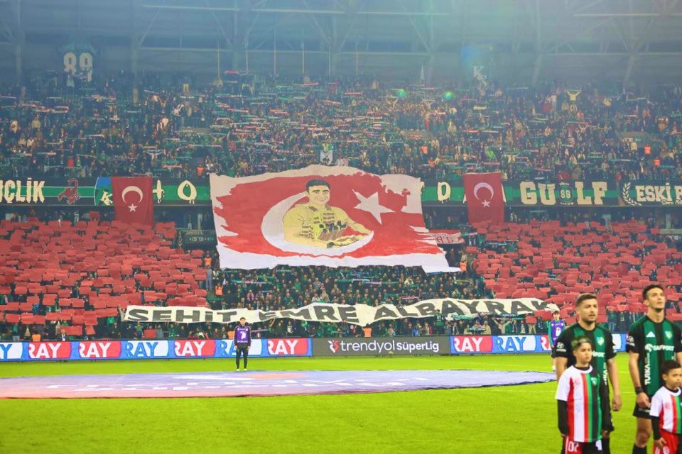 Hodri Meydan unutmaz!

Şehit Emre Albayrak 🇹🇷