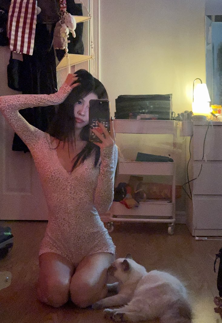 surelynotsierra's tweet image. starlight princess