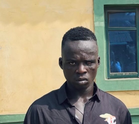 Samsonthegoat25's tweet image. A guy named Udoka Ayomide aka Finest, has reportedly been detained by the VAR. after tons of girls on X became obsessed with his looks. Things escalated with girls fighting over him, some even injuring themselves, so the authorities stepped in to hold him and prevent any more…