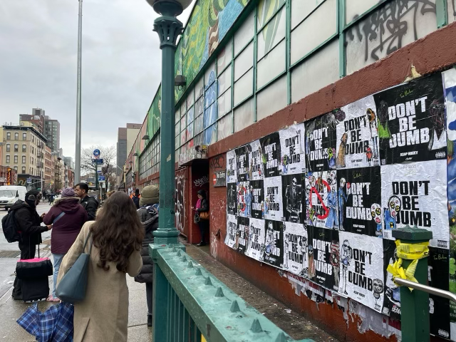 Kurrco's tweet photo. Posters for A$AP Rocky's 'DON'T BE DUMB' spotted in LA, NYC & Atlanta 🚫

The rollout is officially here 👀