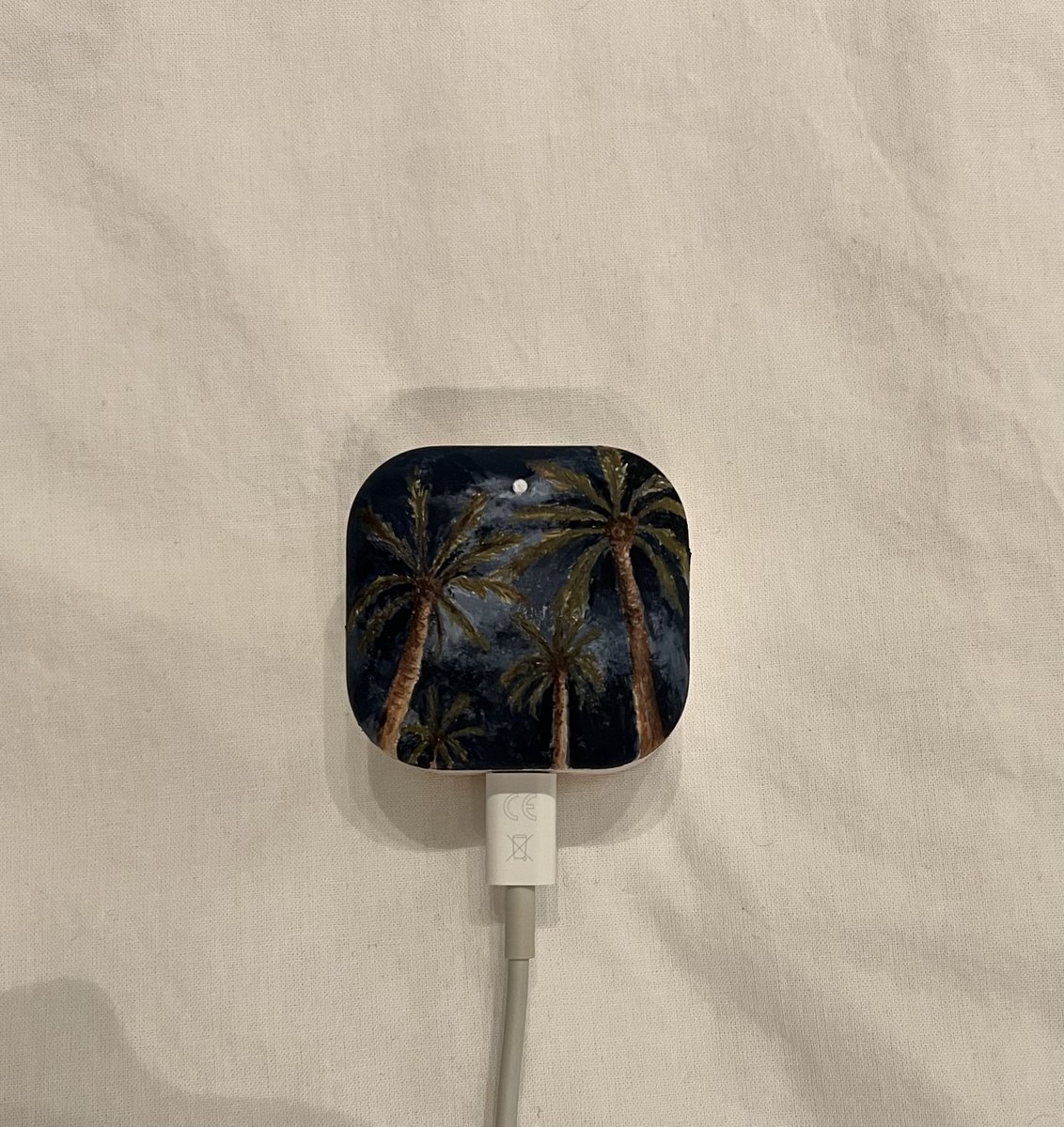 ليان tweet media