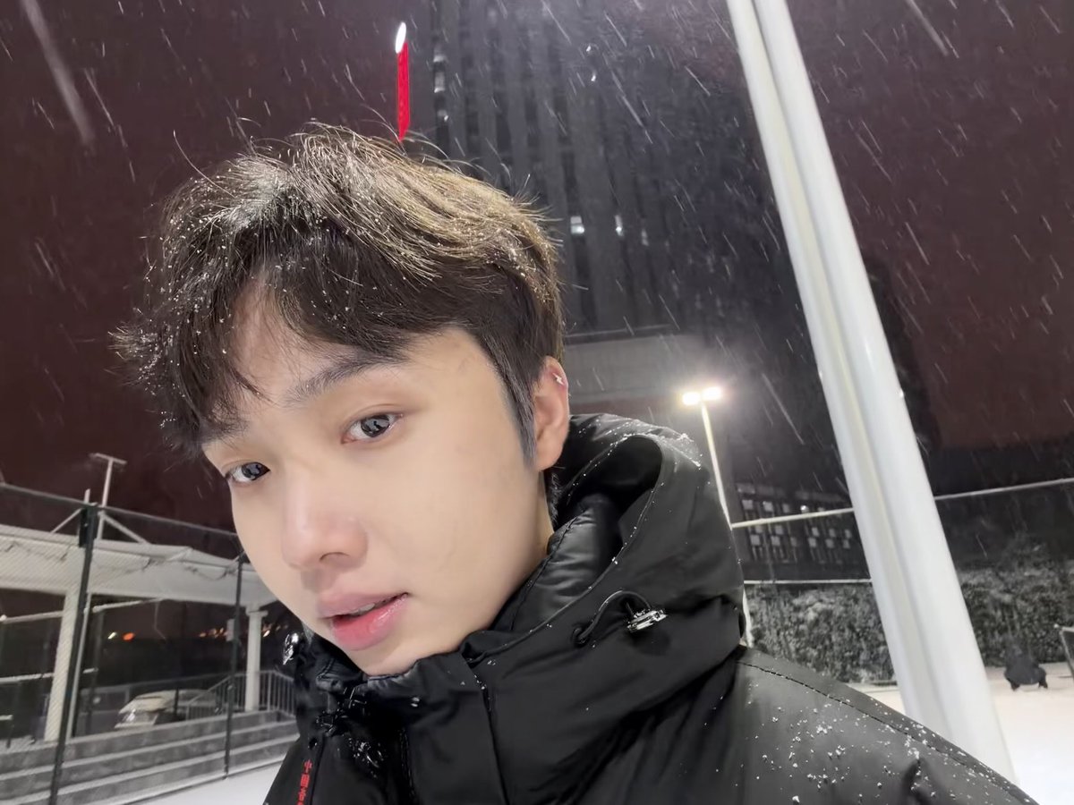 eilert_jayeom's tweet photo. ❄️ https://t.co/ZS6mNZQiwa