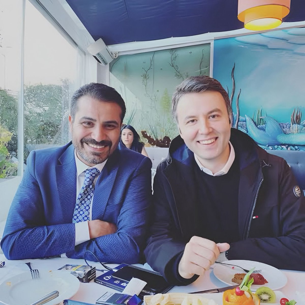 Şamil Tayyar: “Serkan Toper'e tavsiyem ifade vermeli, kan ve saç örneği vermeli.

Serkan Toper ‘Bana siyasi operasyon yapıyorlar’ diyor.

Sana neden siyasi operasyon yapsınlar ki?

Saadettin Saran’a giden güç, buraya neden gidemiyor?”