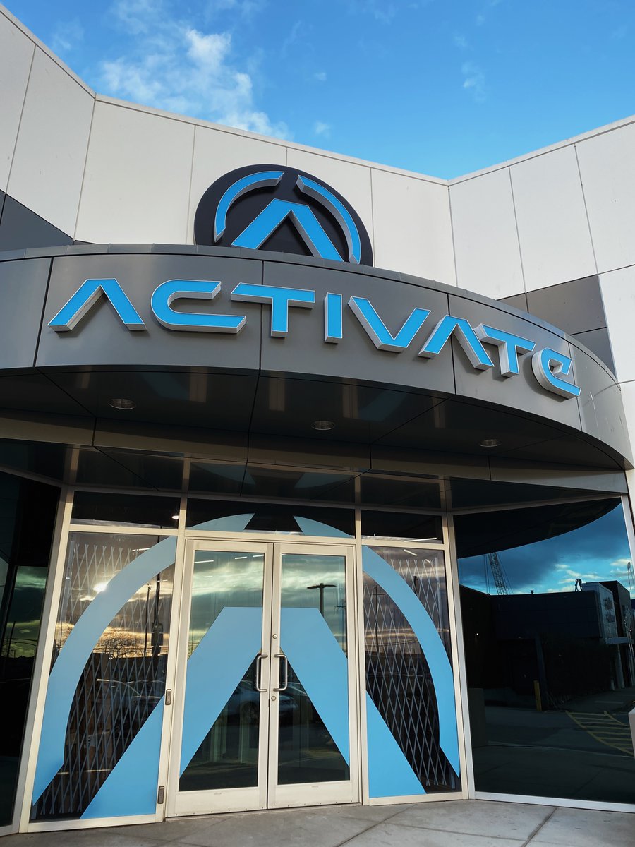 Willowbrook Shopping Centre tweet media