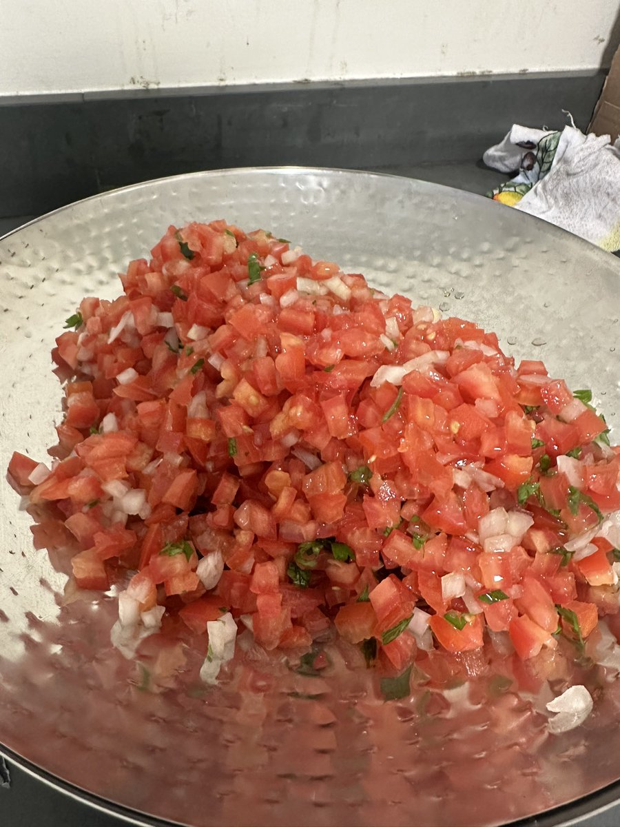 Chef Dan Galhardo tweet media