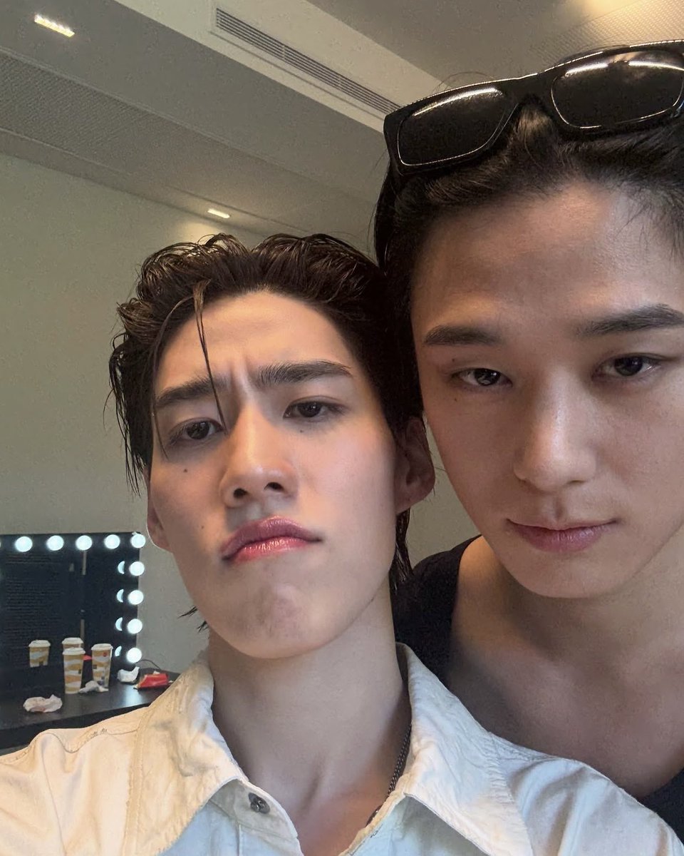 miukrit's tweet image. wbk🤷🏻‍♀️