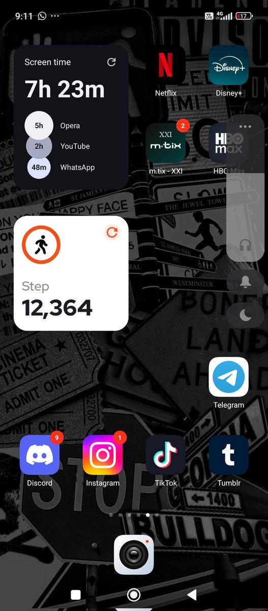 viktimely's tweet image. Hsr player going outside challenge