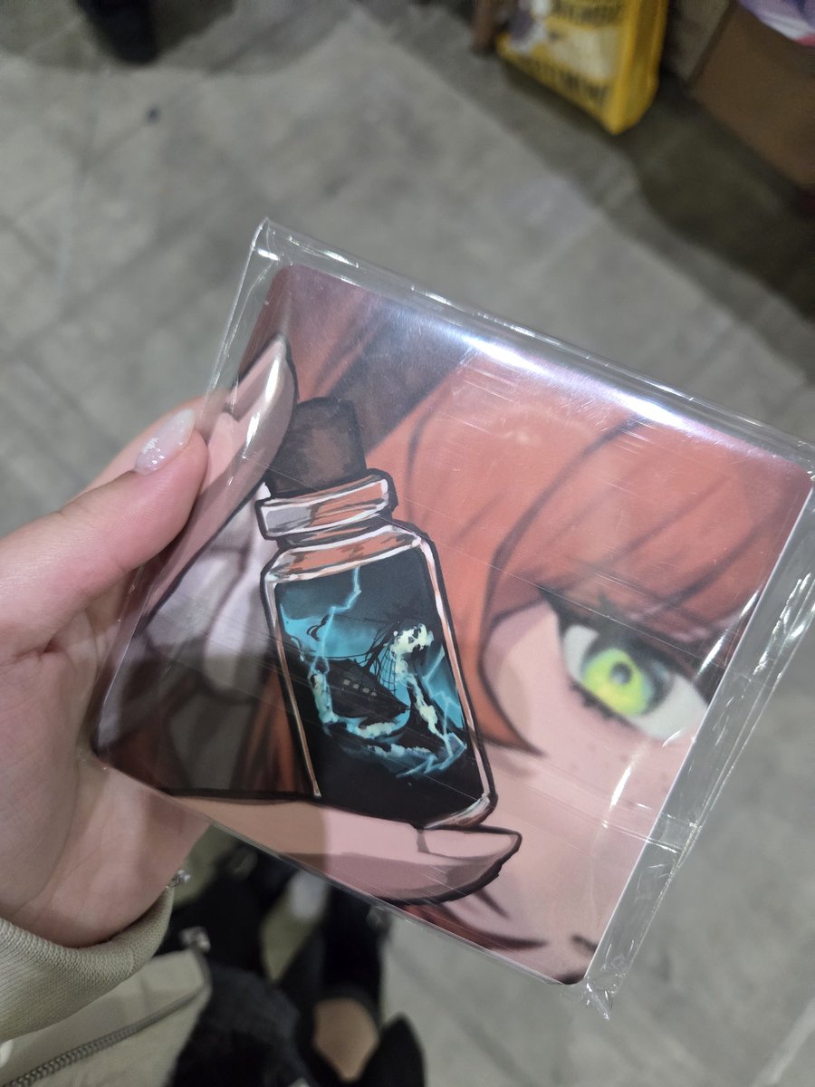 리무버블스티커가잇어요 🥹 인사하러와서 가져가세요 !!