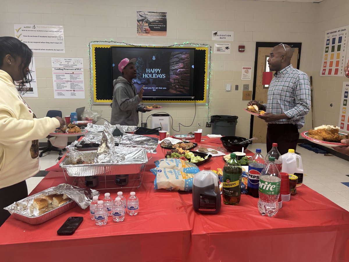 Lithonia High School tweet media