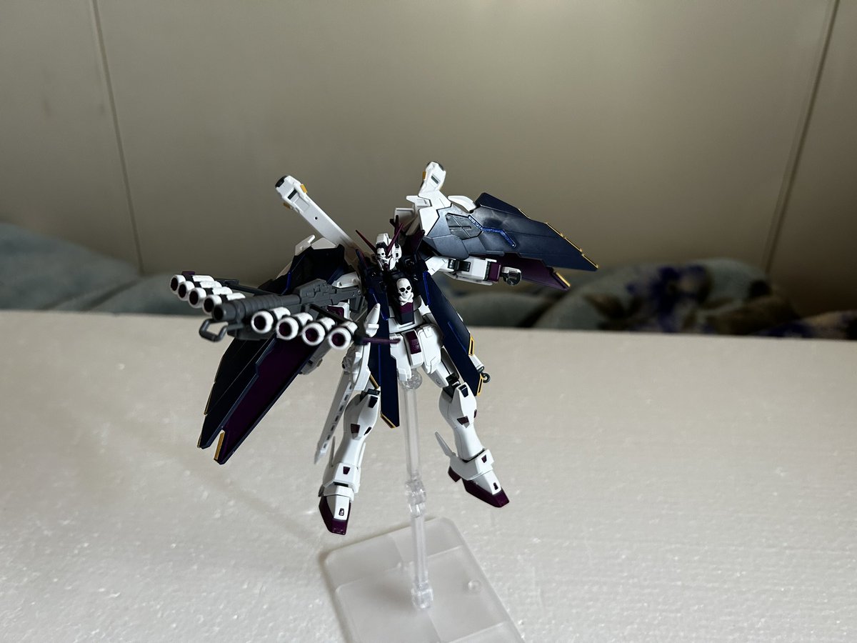 昔に完成済のHG版X1フルクロスを分解して、 専用塗装が完成しました