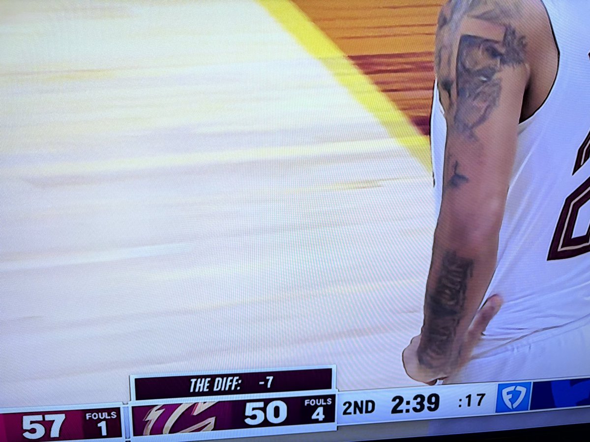 DougKezirian's tweet image. This Cavs “the diff” broadcast graphic just might be the dumbest thing in all of sports