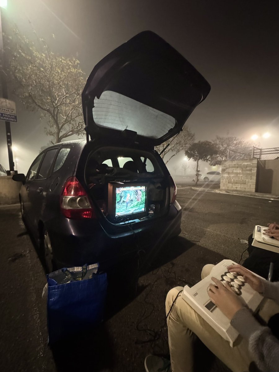 🌫️😶‍🌫️🌫️