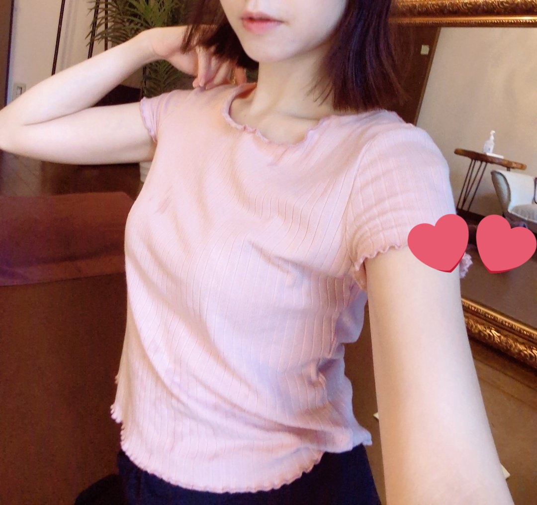 anzutakamine's tweet photo. 来週の出勤予定です🍀📗
12月
22日(月)19:00 ～
26日(土)20:00 ～
ラストまで(翌日2:00最終受付)
よろしくお願いいたします🙏 https://t.co/znT2D8qgZ1
