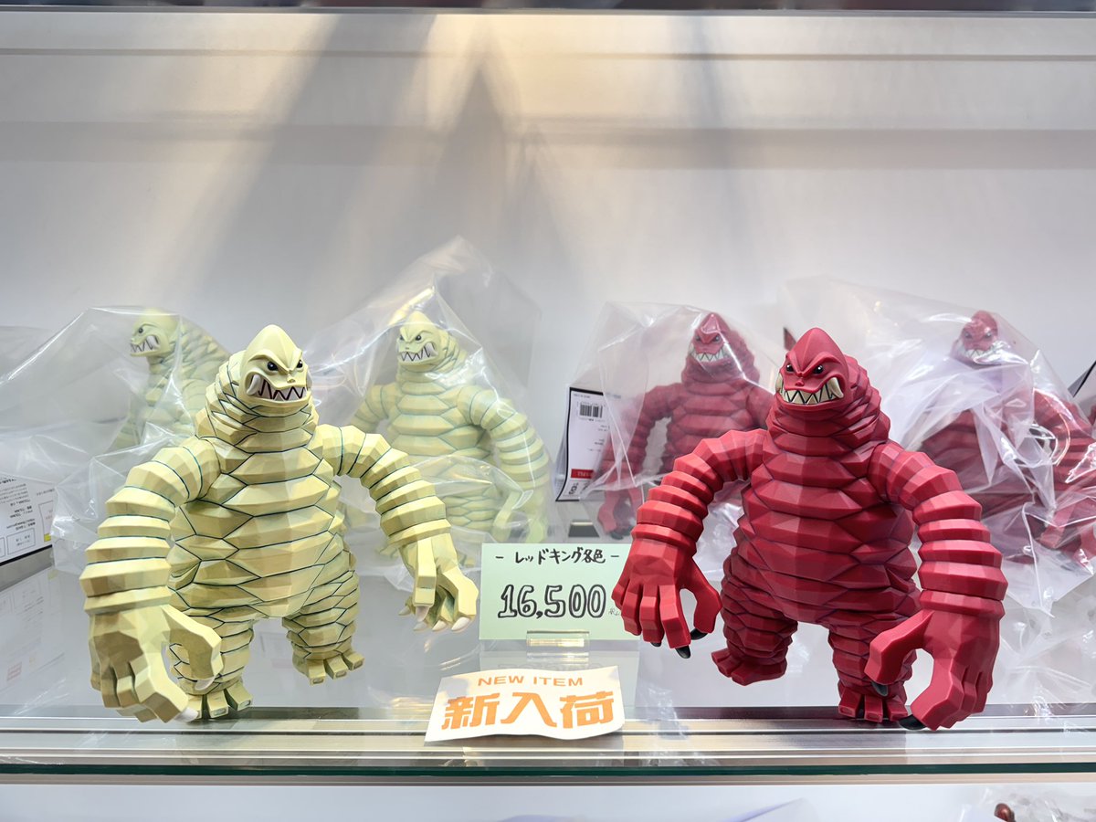 おはようございます🌧️ T-BASE池袋P'PARCO店です🦉 本日は #レッド