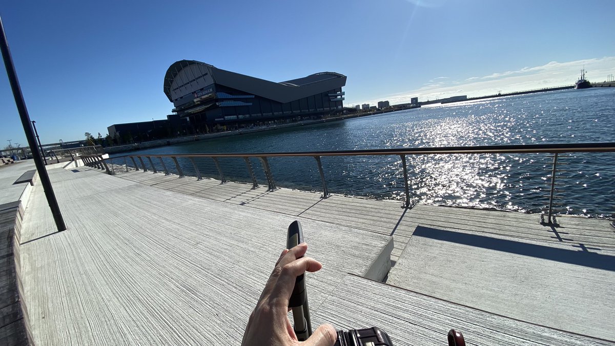 TOTTEI@KOBE オープンしたてのアリーナ🏟️

今日はこれから神戸芸術センターシューマンホールにて
ブルーメンシュタインピアノコンクール関西予選👍