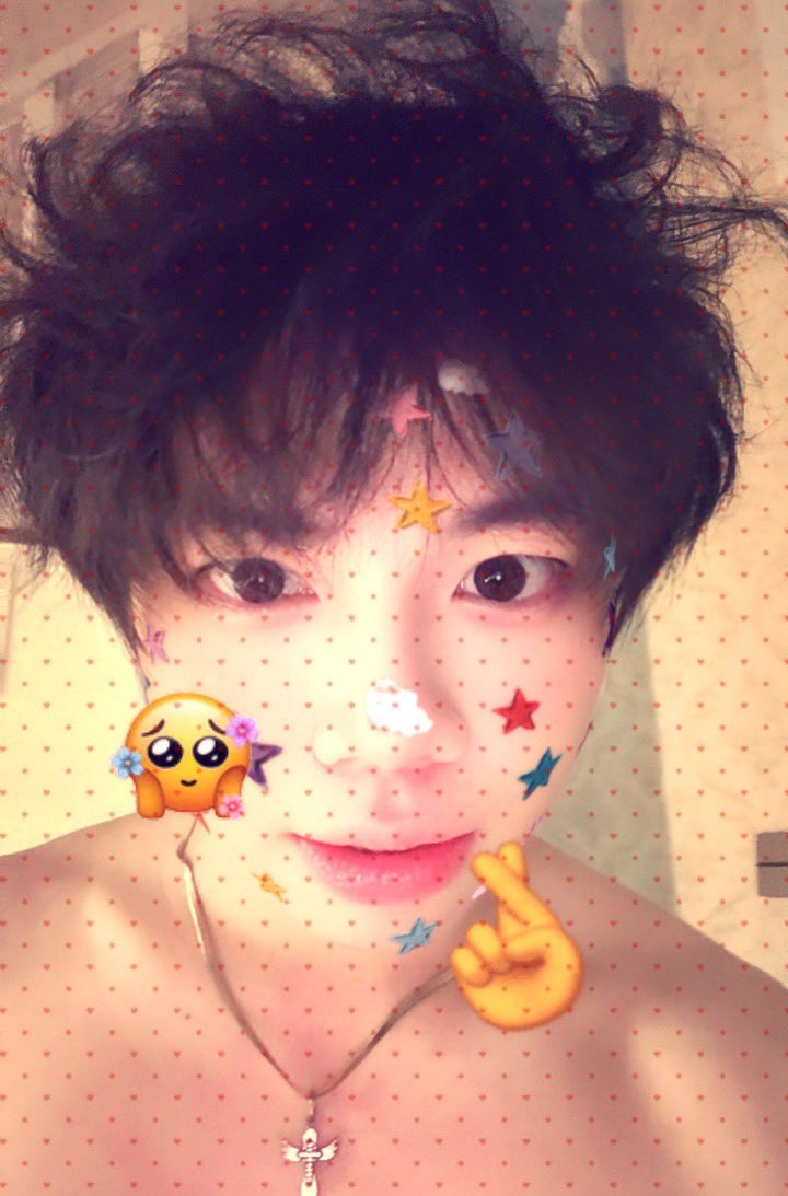 TTTUBY_'s tweet photo. 深职大 d https://t.co/LXd6m5uOPI