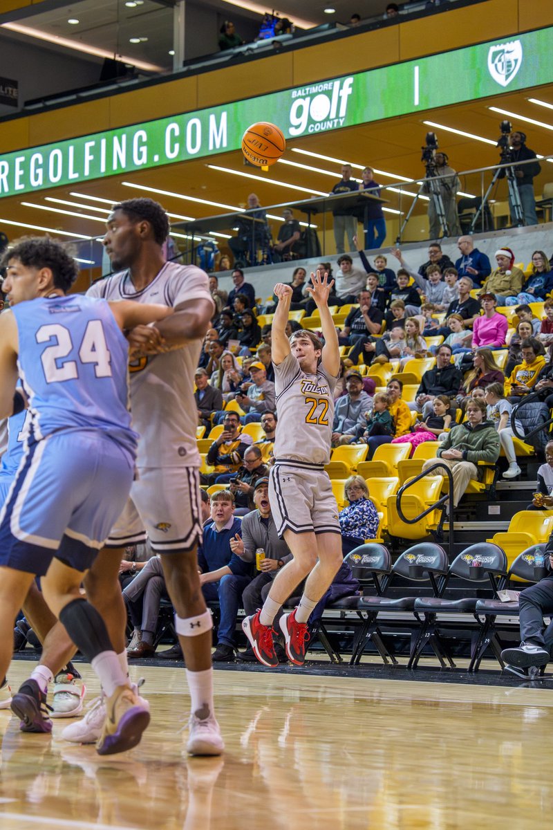 Towson Men's Basketball tweet media