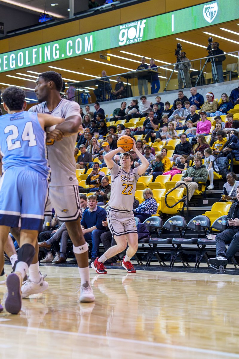 Towson Men's Basketball tweet media