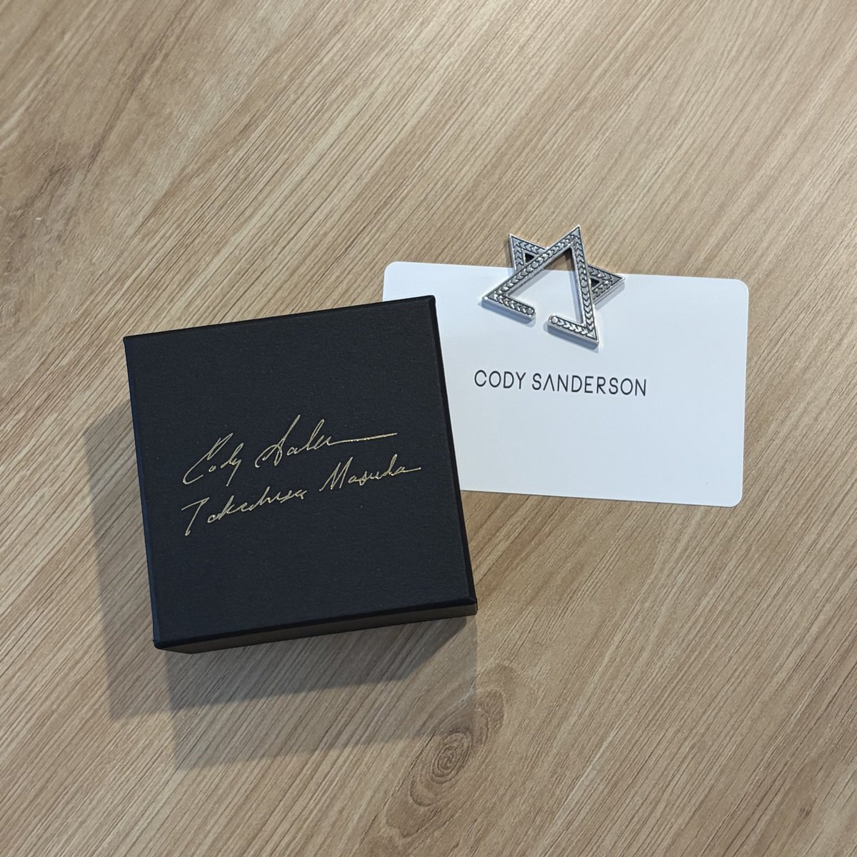 NEWS増田貴久× CODY SANDERSON コラボ イヤーカフ イヤカフ 2025年最新