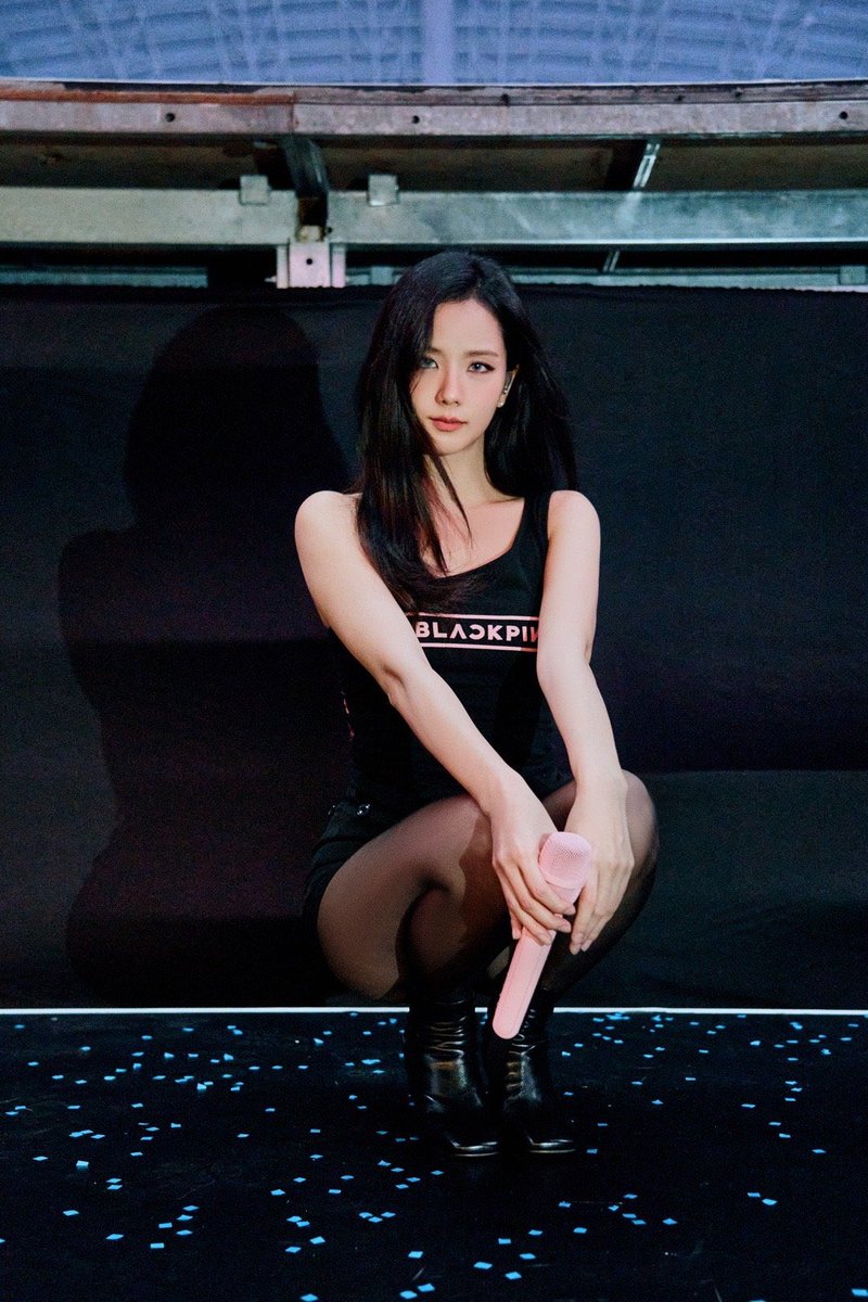 #JISOO Weibo update.