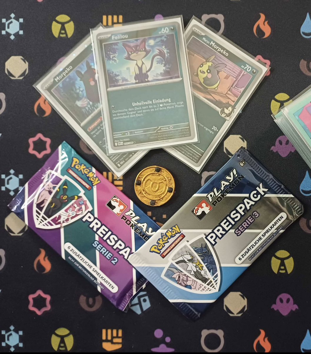 Pokémon GLC Season 2025 - ending today with my 6th Badge, playing Darkness. 

Other badges won this year:
- Water
- Colorless
- Gras
- Fighting
- Electric