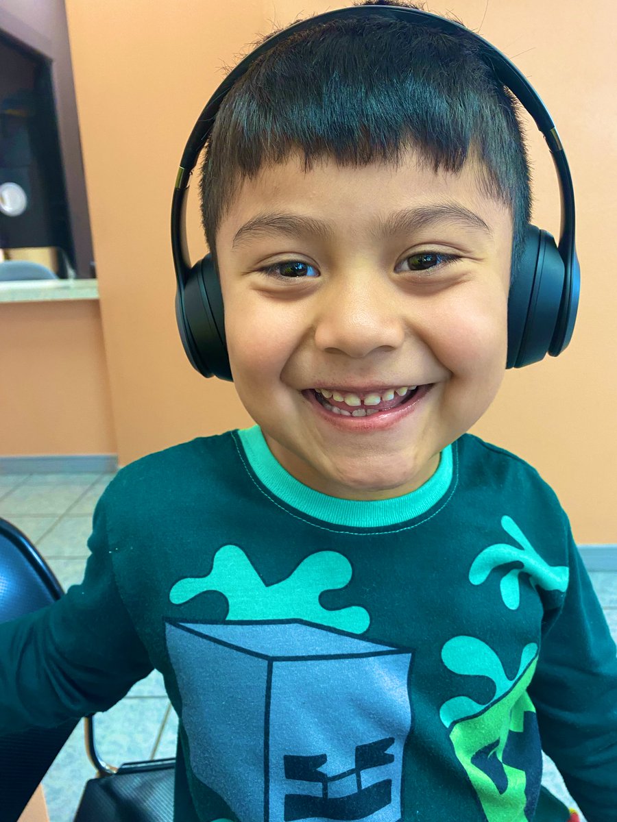 MAlvarez_MCE's tweet photo. Going to school everyday pays off! Perfect attendance raffle winner!! Andres loves his new Beats headphones. #TeamSISD #GameOn #DualLanguageAcademy #MCE #Pirates https://t.co/7JYRMWFMfy