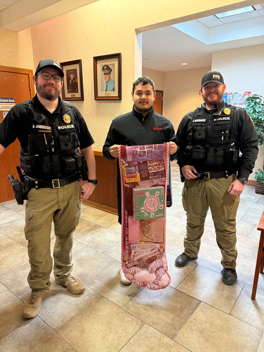 We would like to extend our sincere thanks to the Pete’s Gas Station in Pittsburg for donating a giant stocking full of toys to the Police Department. The toys will be placed under our Christmas tree and available for anyone to grab.