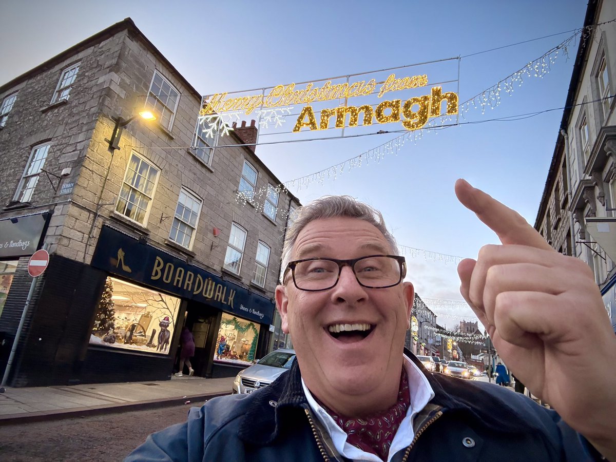 GraemeDogfather's tweet image. Merry Christmas, Armagh, thanks for having me!

#filming #onlocation #armagh #northernireland