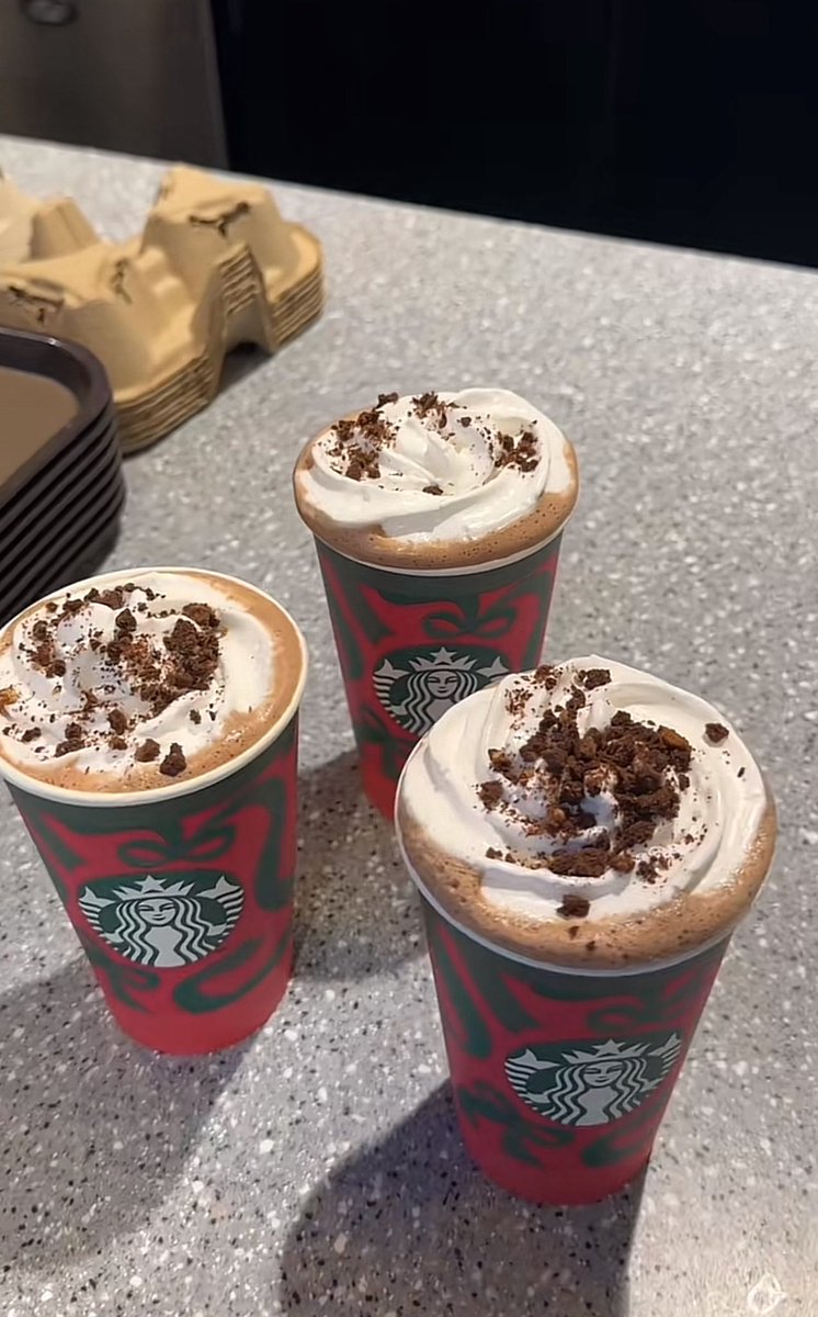 هوت شوكليت ستاربكس جربتوه ؟