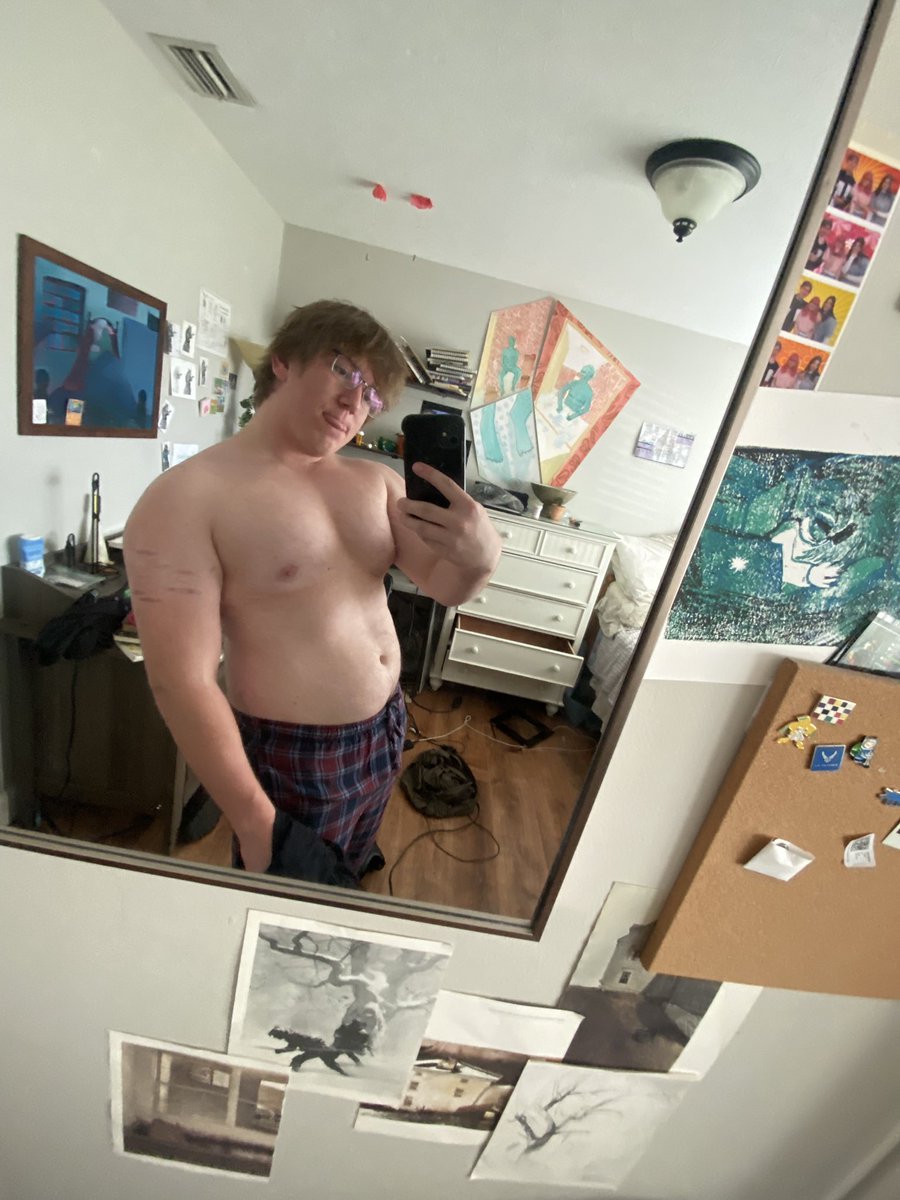 Joshontwt's tweet photo. Big guy pants https://t.co/PK8v5q5XO0