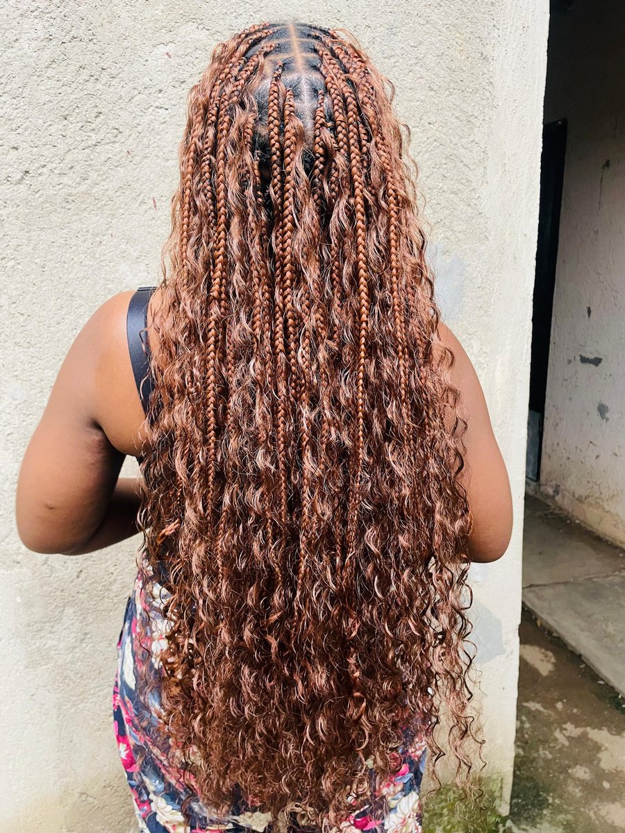 lover_blaq's tweet photo. E200
79215288/76410857
#Ngwaneparksihlahleni #manzini #eswatini #fypviraltwitter #bohobraids #knotlessbraids #TiniTwitter https://t.co/FtoCRuvGuq