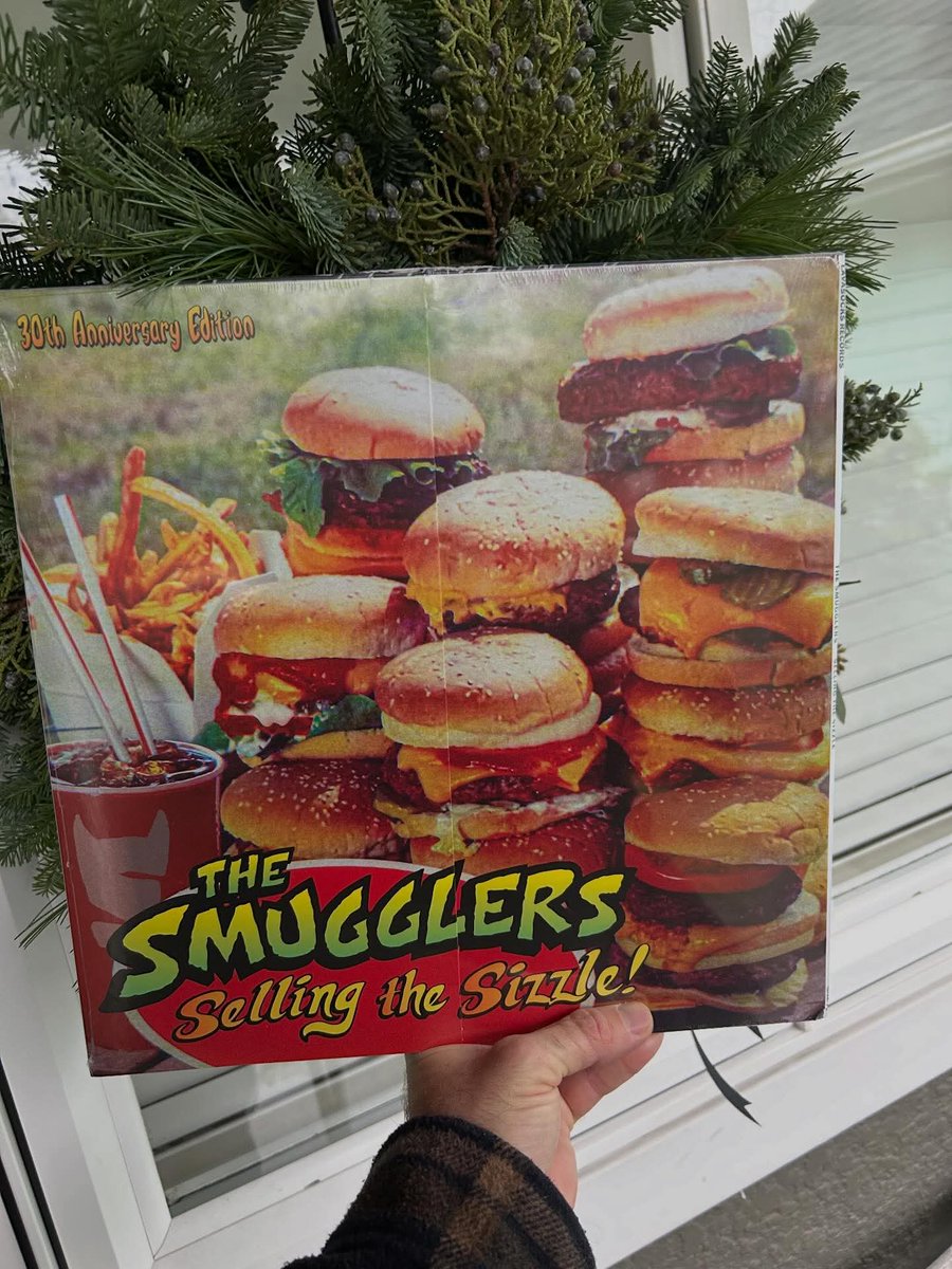 The Smugglers tweet media