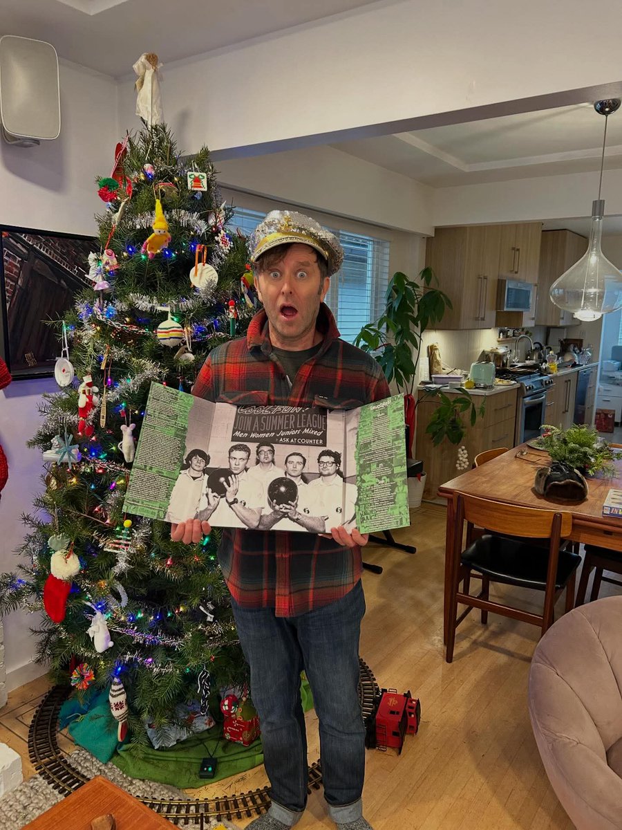 The Smugglers tweet media