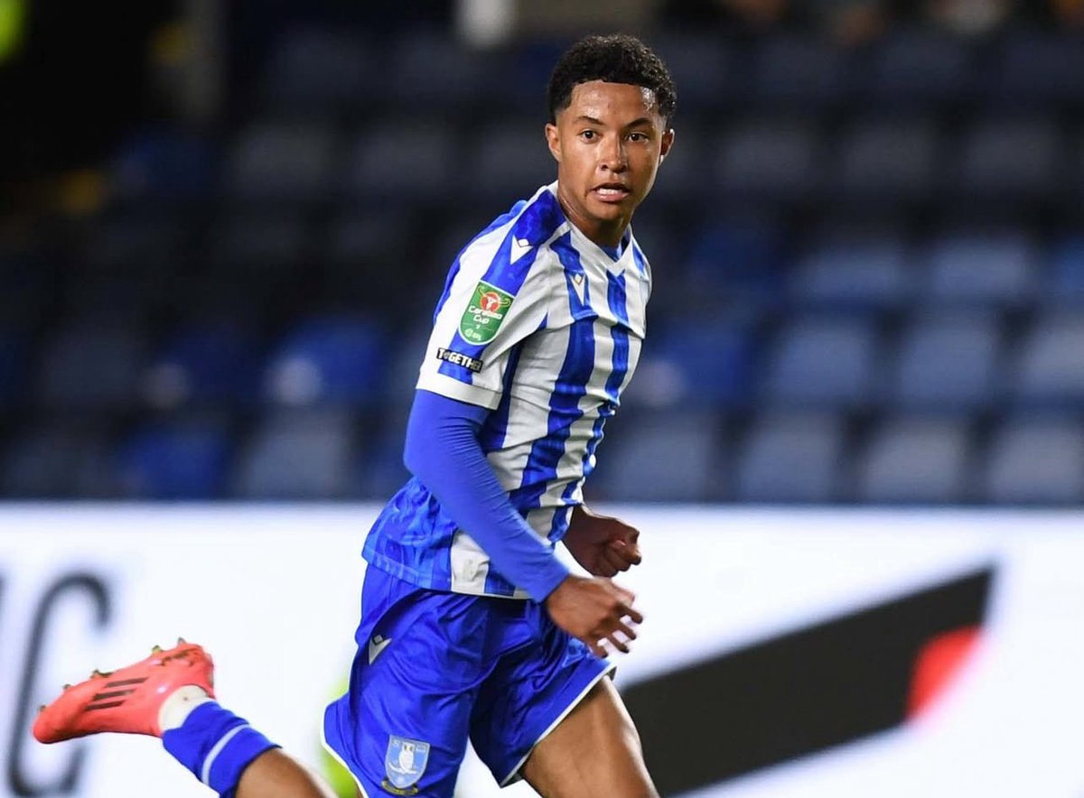 mufcMPB's tweet image. 🚨 BREAKING:

Manchester United have submitted a £450k bid for Sheffield Wednesday’s Yisa Alao (17). #MUFC [@ChrisWheelerDM]