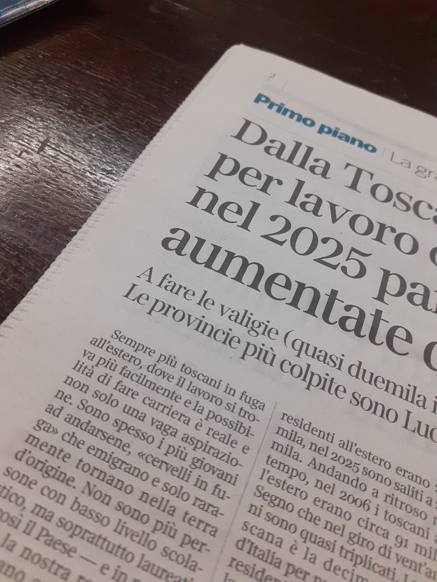 Il Corriere della Sera, quello fiorentino a maggior ragione, potrebbe evitare di scrivere provincie.