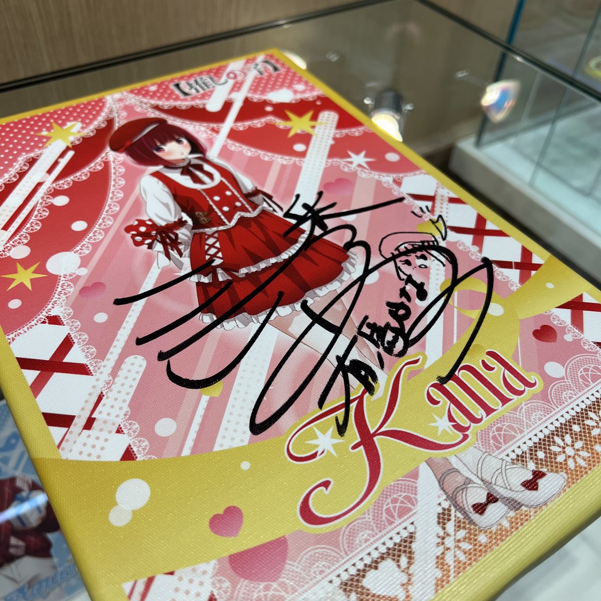 POP UP会場に直筆サイン⁉️》 ・伊駒ゆりえさん ・潘めぐみさん