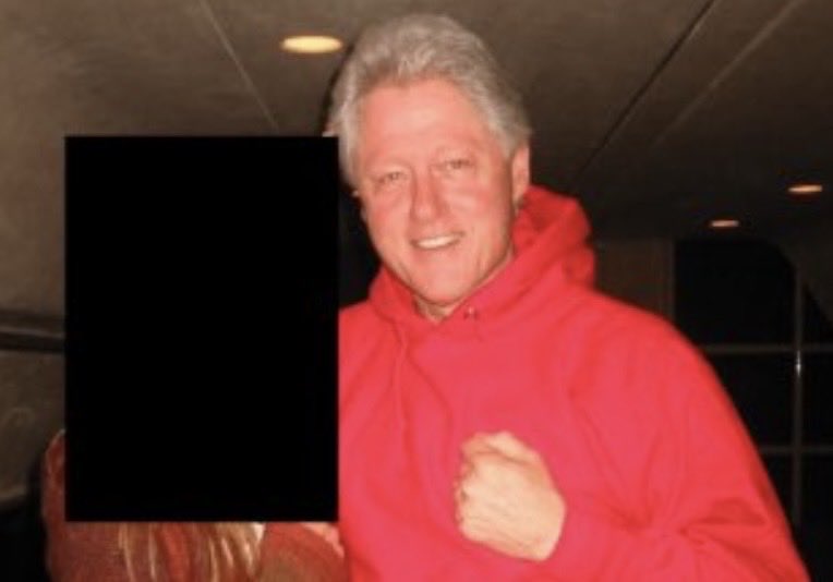 JohnMcCloy's tweet photo. 🔥🔥👀   “IT IS ALL OF THEM” 
Stephen Baldwin (Justin Bieber’s Father in Law was right) with his cryptic message DECEMBER 2024 after Diddy was arrested. He was telling us about the marriage between Hollywood/Music &amp; Politics. https://t.co/VNOIWFGxGw