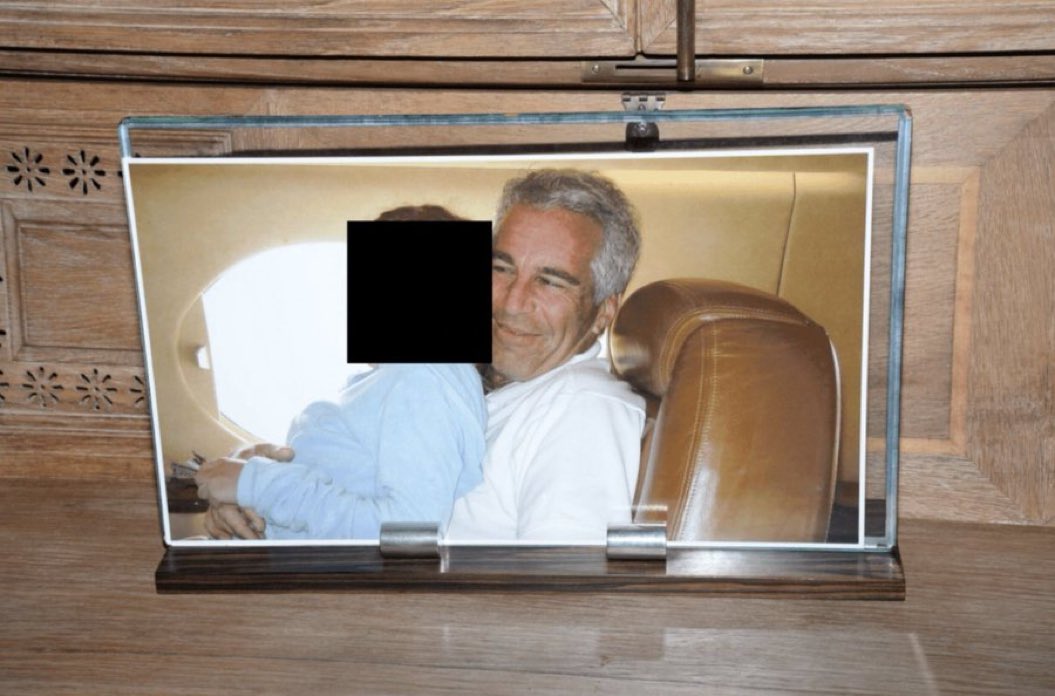 WarMonitors's tweet image. ⚡️More from the Epstein files: