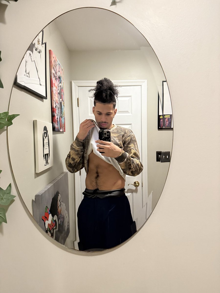 ame_baccus's tweet image. I need to find my way out of Ohio asap