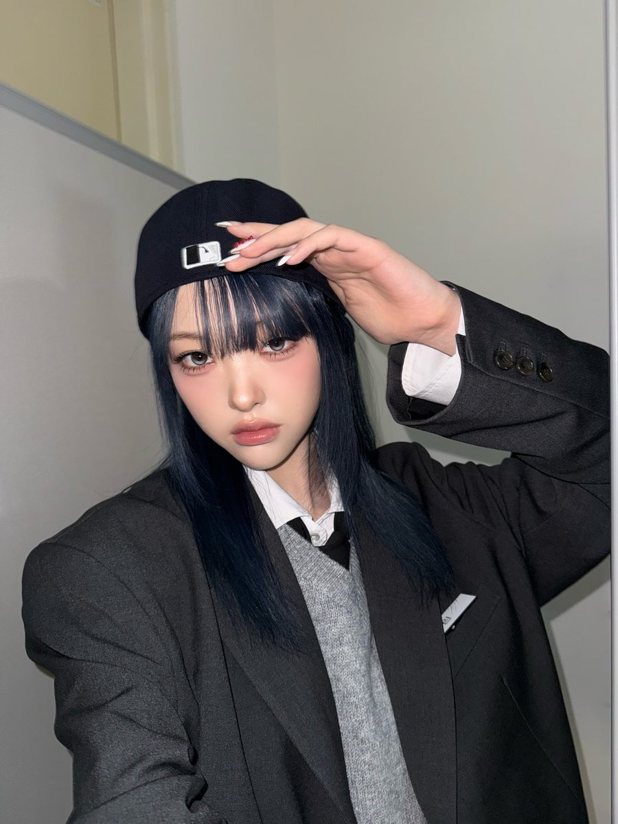 QR未使用 tripleS FC特典 リン Lynn objekt 352 251219 Lynn Room on Cosmo App #tripleS #트리플에스 #トリプルS