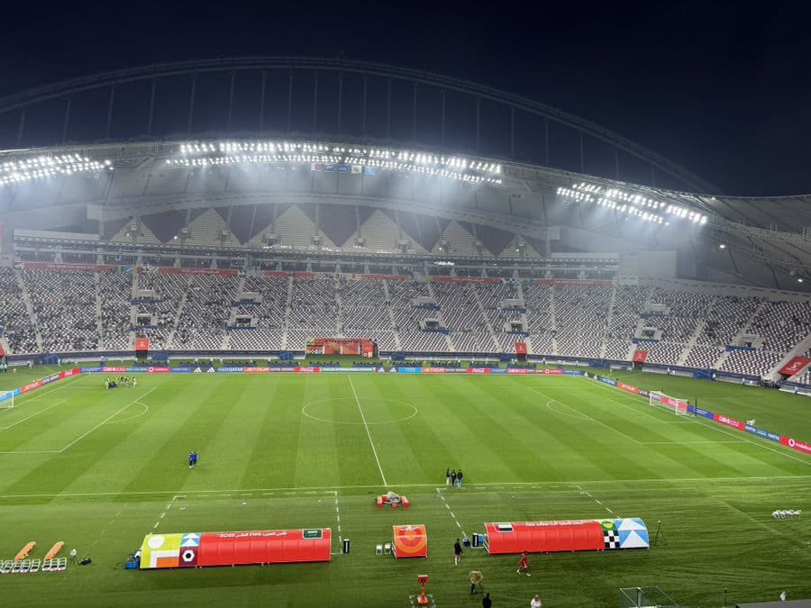 فيفا: تقاسم المركز الثالث بين السعودية والإمارات في كأس العرب. بعد تعليق وإلغاء مباراة تحديد المركز الثالث بسبب الطقس. سيتم دمج إجمالي الجوائز المالية المخصصة للمركزين الثالث والرابع وتقسيمها بالتساوي بين الفريقين المشاركين 