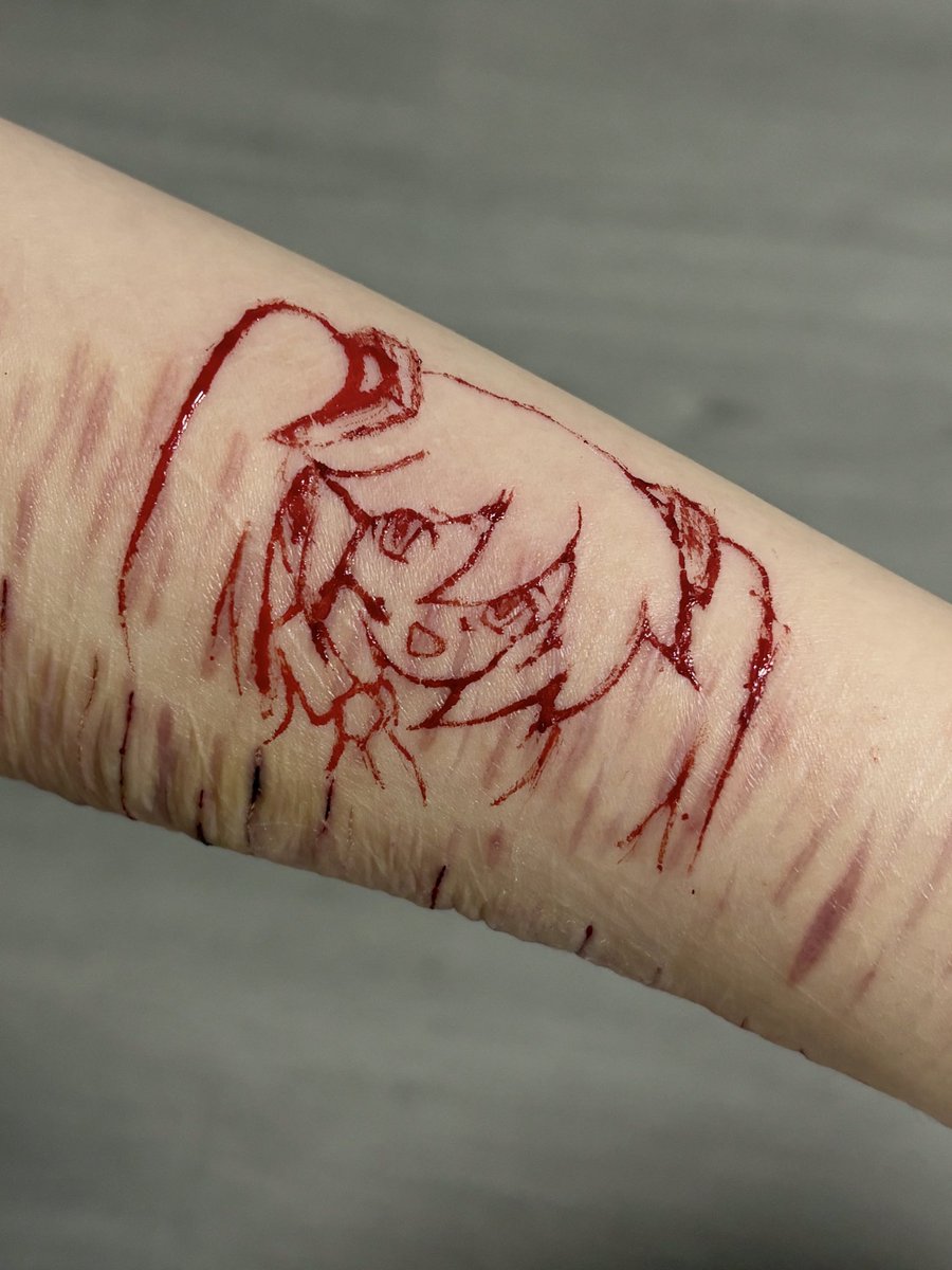 Its hatsune miku from fortnite 

#goretwt #shtwt