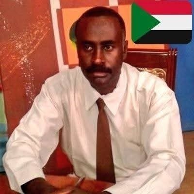 (شرطة فيصل) و أمنجية (الجبنات) يعودون لممارسة عملهم الوحيد .

ماحدث اليوم بالتأكيد جرس انذار كبير لكل من كان يعتقد ان الثورة قٌبرت مع حرب (حميدتي والبرهان ) ، وأن السودانيين سيستبدلون الذي هو أدنى بل الذي هو خير و ينقضون عهدهم مع #ثورة_ديسمبر_المجيدة ولكن هيهات أن يحدث ذلك ممن