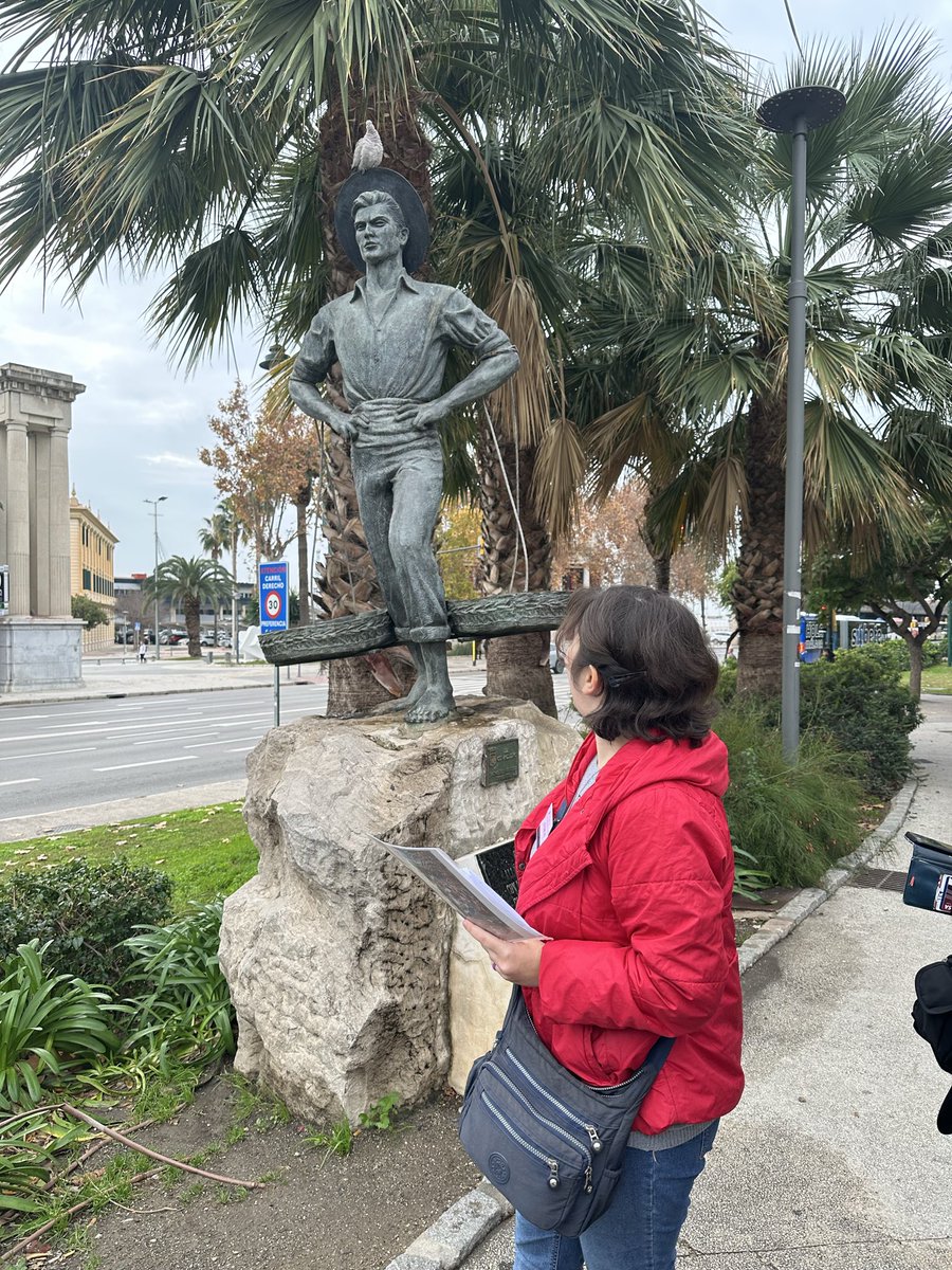 csGIAT's tweet photo. Nuestros estudiantes de Turismo vuelven a sorprender en el centro de Málaga. Esta vez, rescatando las historias de mujeres ilustres que marcaron nuestra ciudad y finalizando con una visita inspiradora al Centre Pompidou.

✨ Turismo con conciencia y cultura. ✨

#Málaga #Turismo https://t.co/AJ56kS7NYh