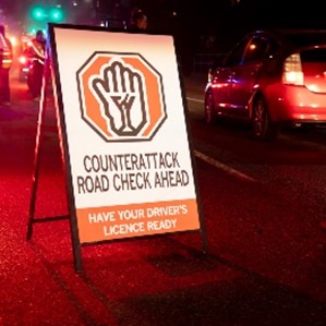 wechcpc's tweet image. 🚓We're supporting @BCHwyPatrol
as they Light Up The Province with road checks to get impaired drivers off our roads! 🚗 If you are participating in alcohol or other drugs, make the responsible choice and plan a safe ride home #GetHomeSafeBC