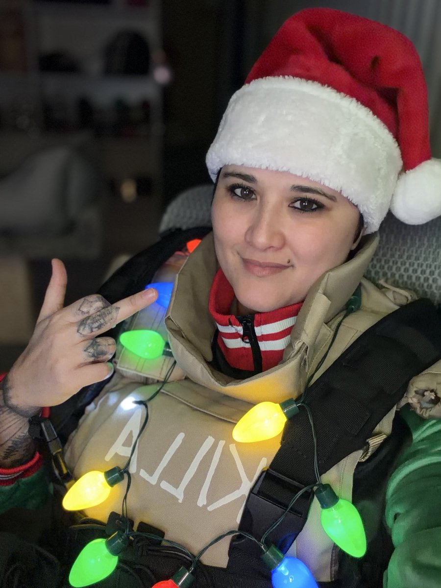 CrayClay tweet media